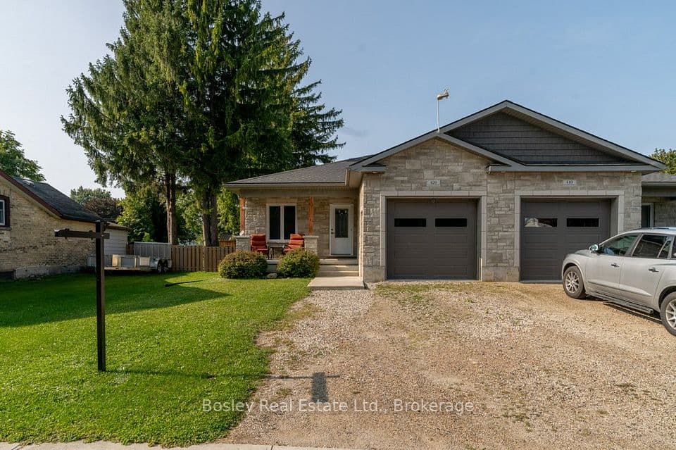 420 Victoria Street, Minto, ON N0G 2P0 – main photo
