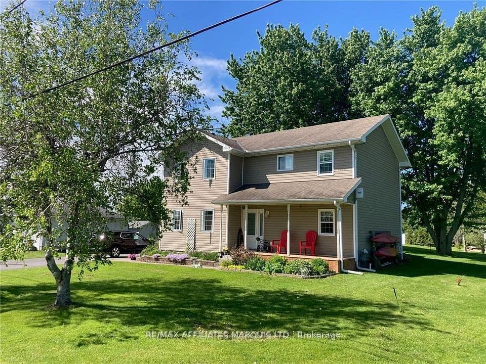 10 Coyle Drive, South Dundas, ON K0C 1X0 – main photo