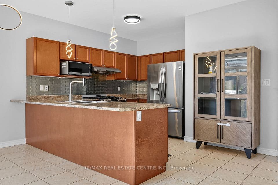 244 Raymond Road, Hamilton, ON L9K 0H5 – photo 2