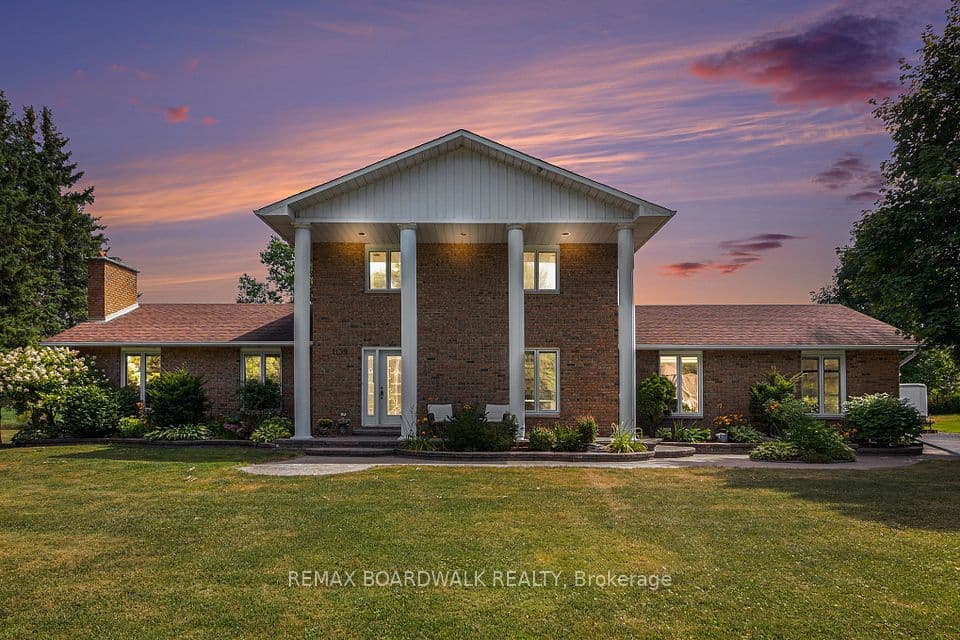 1139 St Joseph Road, Russell, ON K0A 1W0 – main photo
