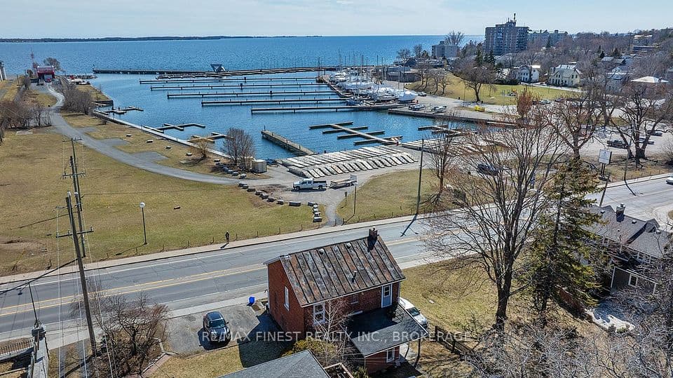 589 King Street W, Kingston, ON K7M 2E6 – photo 3