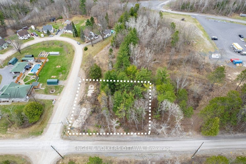 Lot 10 Devlin Crescent, McNab/Braeside, ON 00000 – photo 3