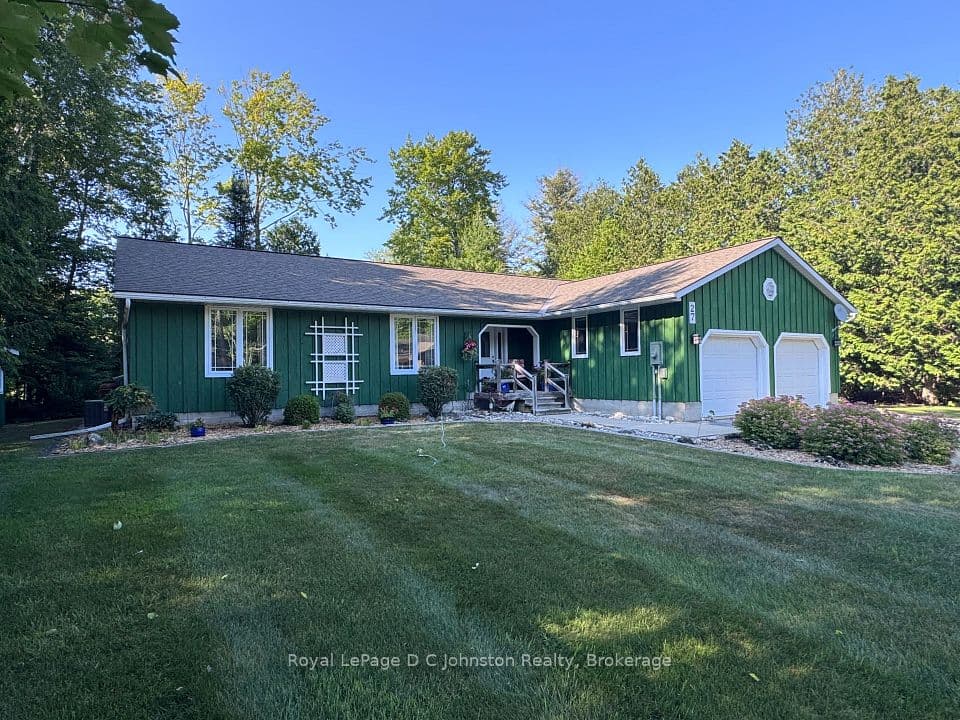 27 Gremik Crescent, South Bruce Peninsula, ON N0H 2G0 – main photo