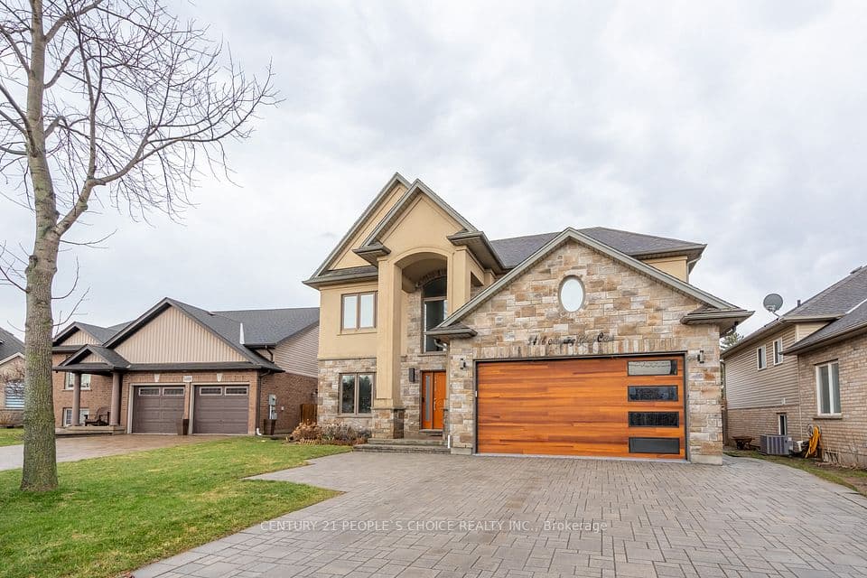 5418 Morning Glory Court, Niagara Falls, ON L2J 0A3 – photo 2