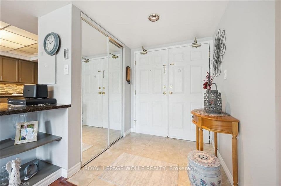 3267 King Street E 204, Kitchener, ON N2A 4A4 – photo 3