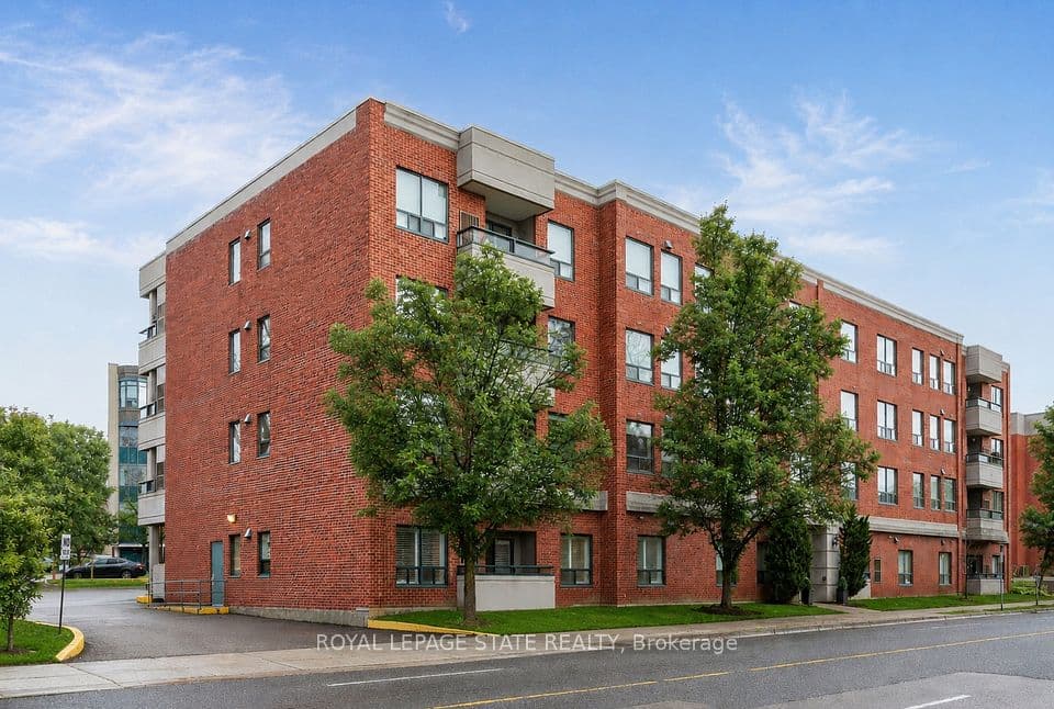 8 Main Street 101, Hamilton, ON L9H 2P6 – photo 2