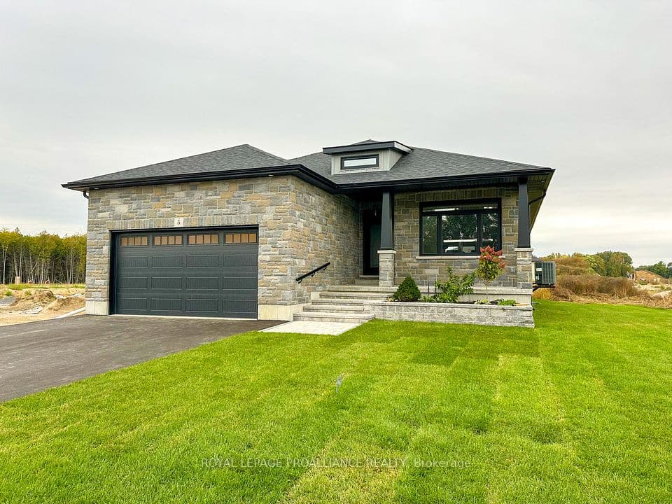 5 Mackenzie John Crescent, Brighton, ON K0K 1H0 – main photo