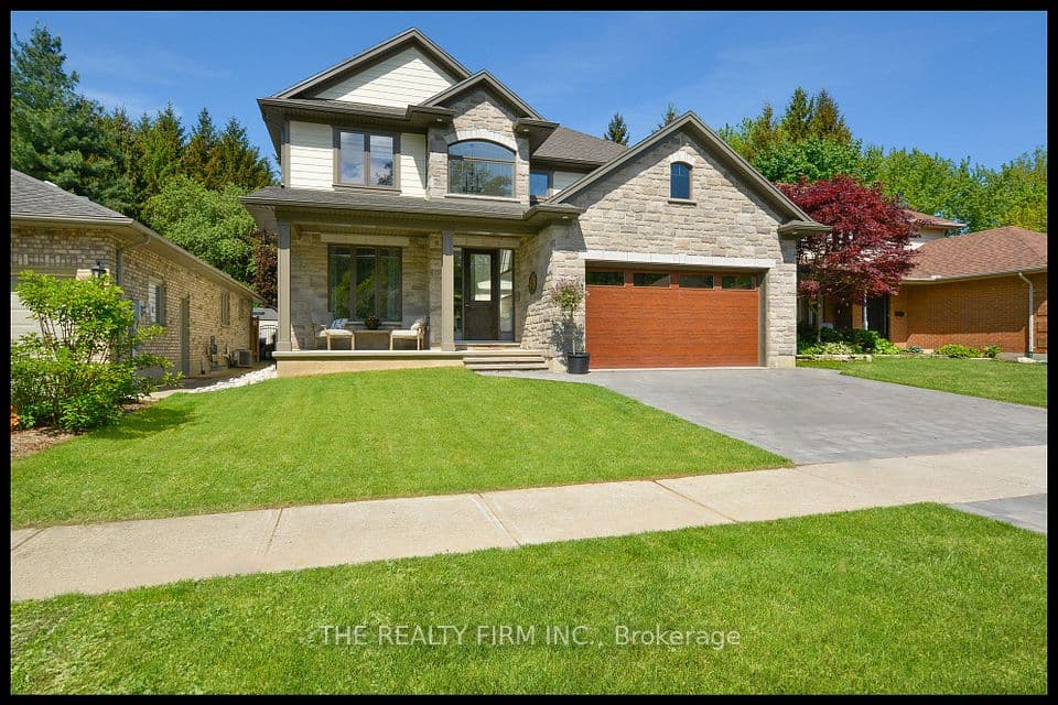 285 Elizabeth Street, Southwest Middlesex, ON N0L 1M0 – photo 2