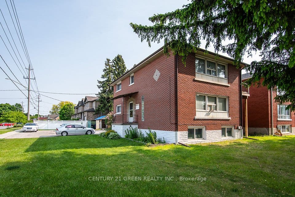 129 River Road E, Kitchener, ON N2B 2G7 – main photo