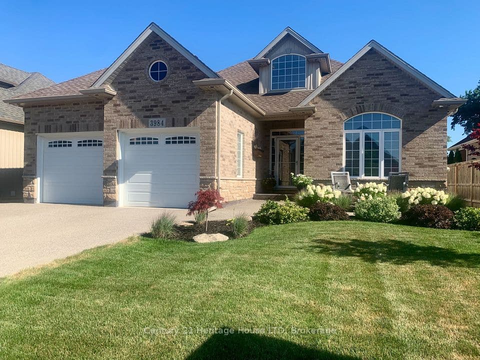 3984 VILLAGE CREEK Drive, Fort Erie, ON L0S 1S0 – main photo