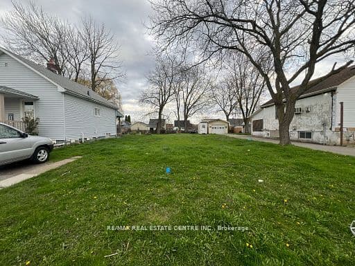 4346 Third Avenue, Niagara Falls, ON L2E 4K6 – main photo