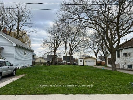 4346 Third Avenue, Niagara Falls, ON L2E 4K6 – photo 3