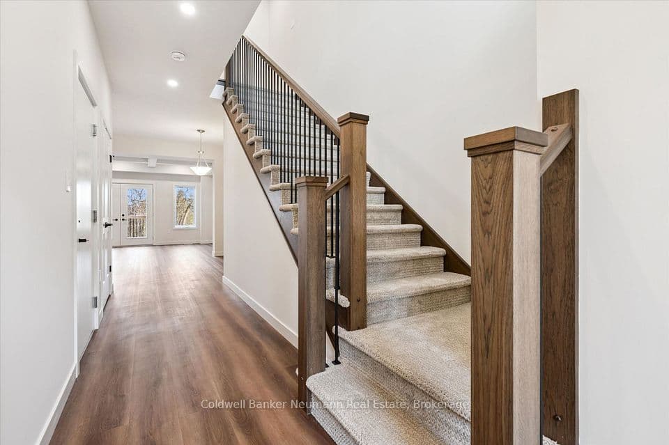30 Fieldstone Lane, Centre Wellington, ON N0B 1S0 – photo 3