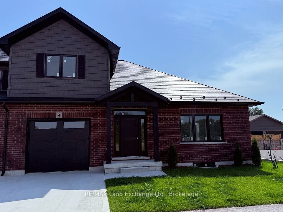 8 GOLF LINKS Road Unit 4, Kincardine, ON N2Z 0G1 – main photo