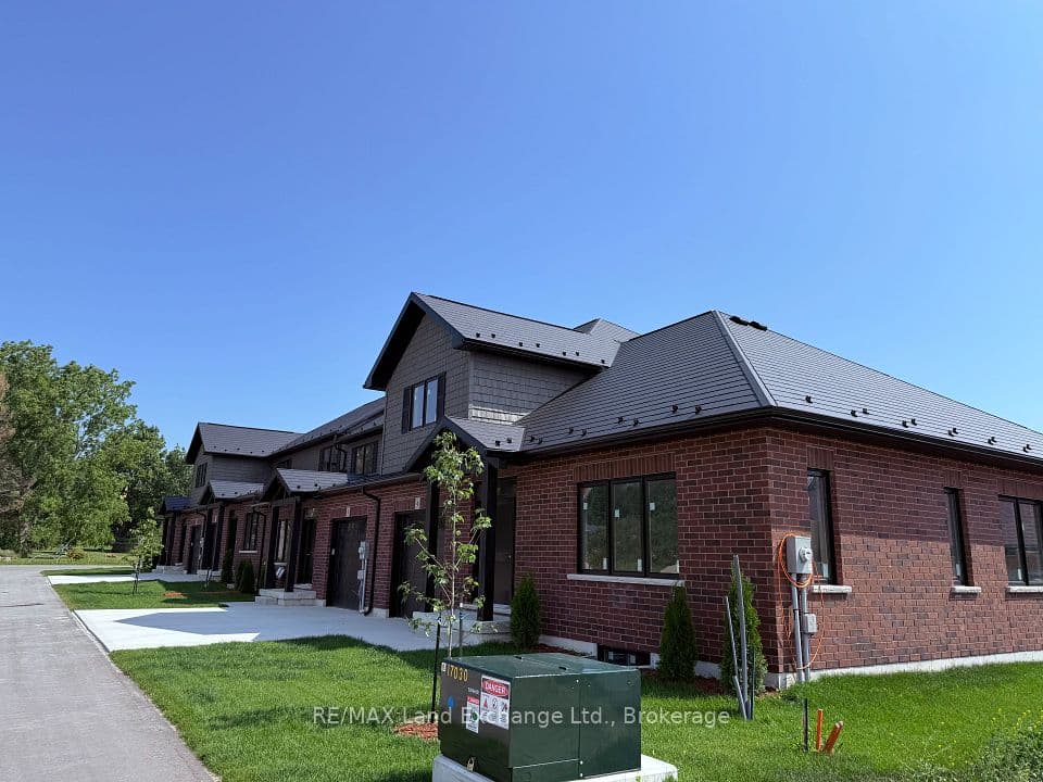8 GOLF LINKS Road Unit 4, Kincardine, ON N2Z 0G1 – photo 2