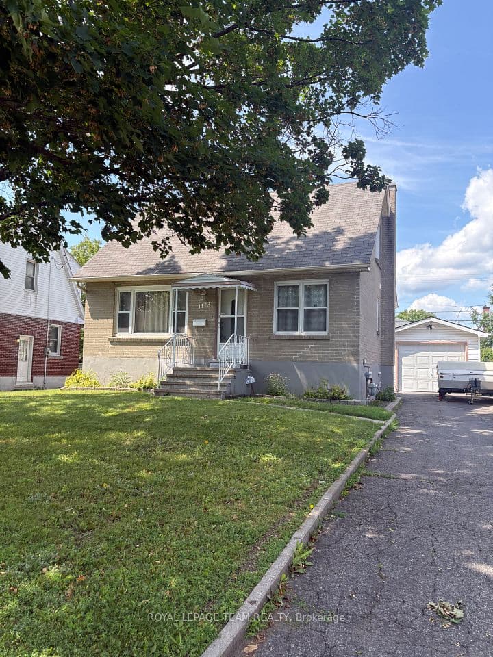 1123 Secord Avenue, Billings Bridge - Riverside Park and Area, ON K1H 8C9 – main photo