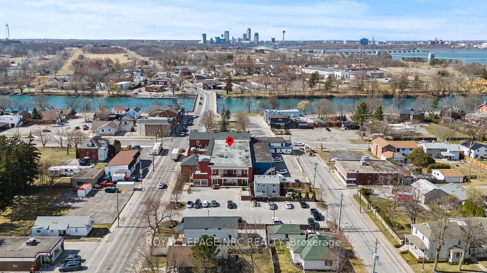 3710 Main Street 106, Niagara Falls, ON L2G 6B1 – main photo