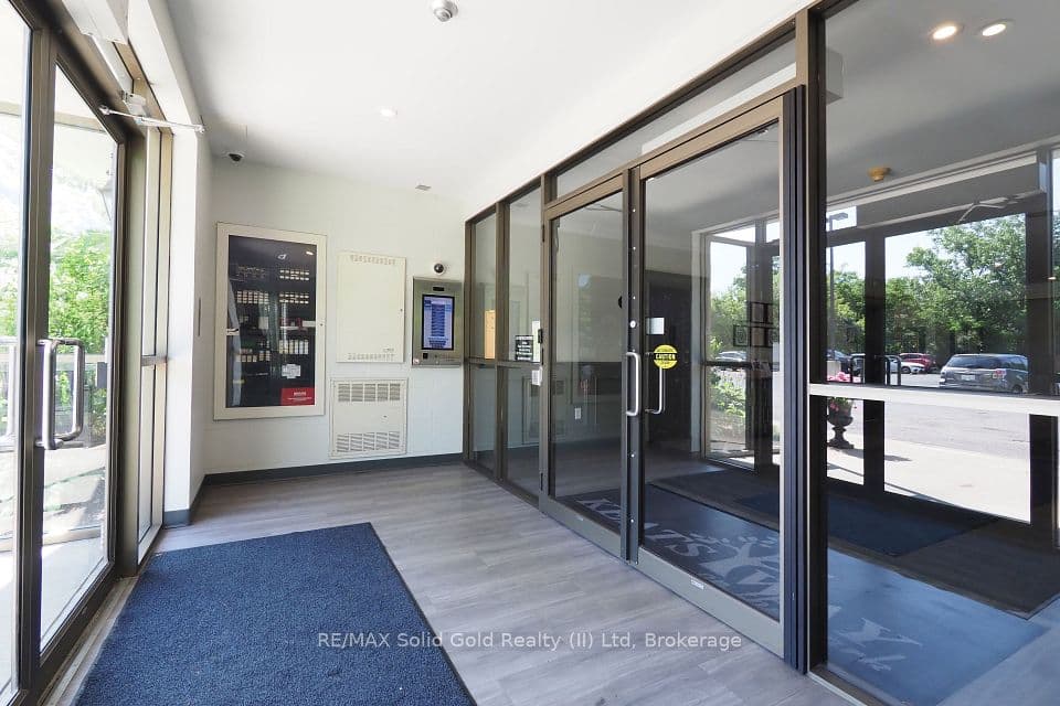 255 Keats Way 701, Waterloo, ON N2L 6N6 – photo 3