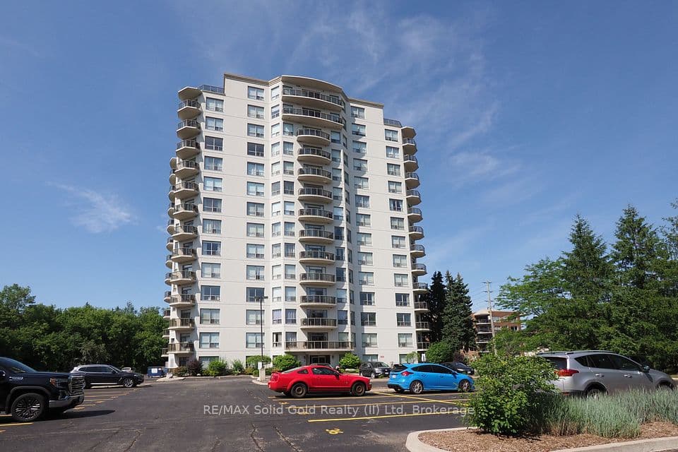 255 Keats Way 701, Waterloo, ON N2L 6N6 – main photo