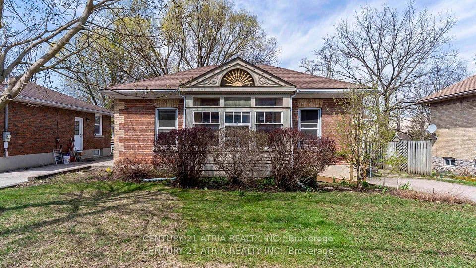 130 Wellington Street S, St. Marys, ON N4X 1A6 – main photo
