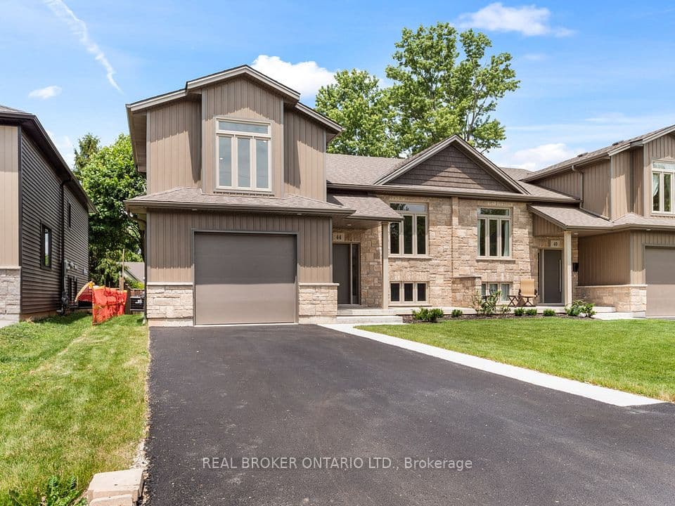 44 Topham Boulevard, Welland, ON L3C 3G2 – main photo