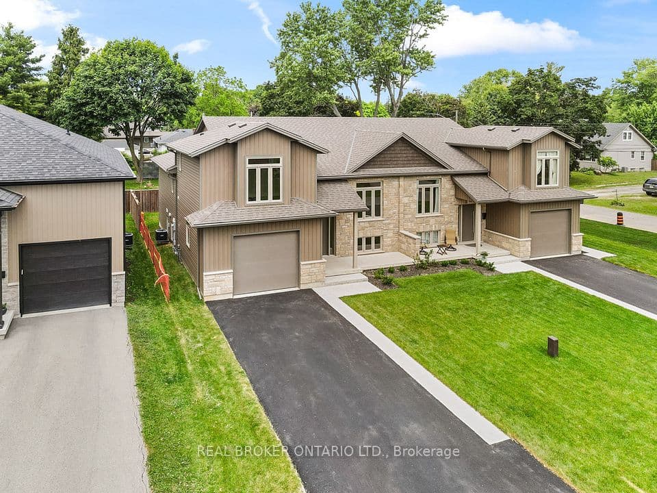 44 Topham Boulevard, Welland, ON L3C 3G2 – photo 2