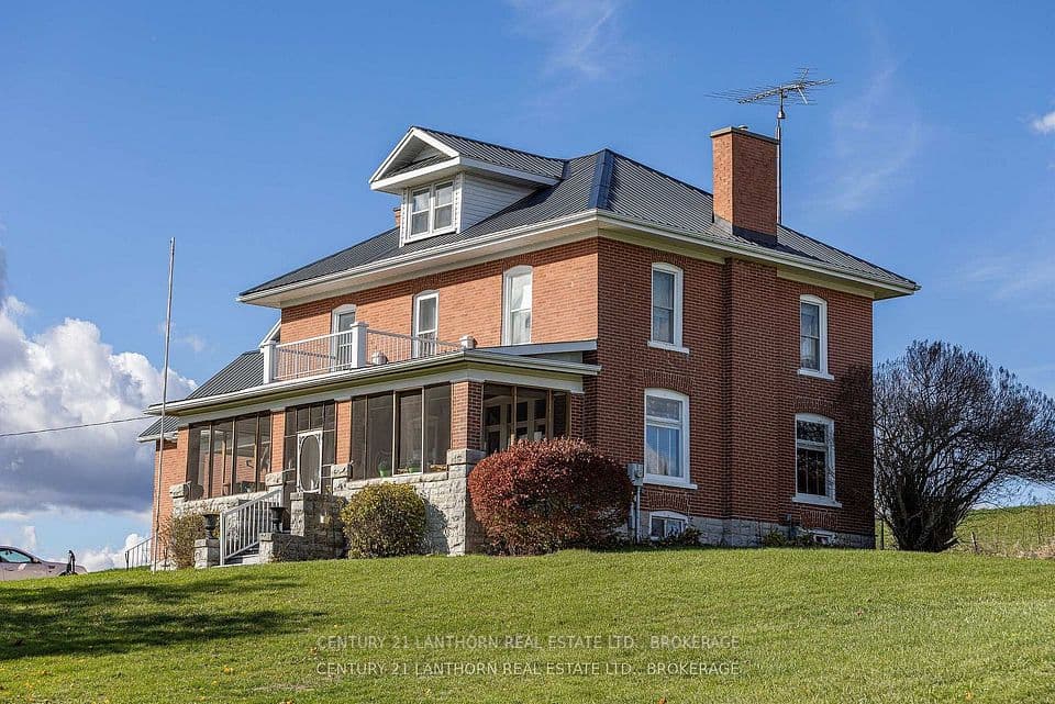 530 Main Street, Stone Mills, ON K0K 2S0 – main photo
