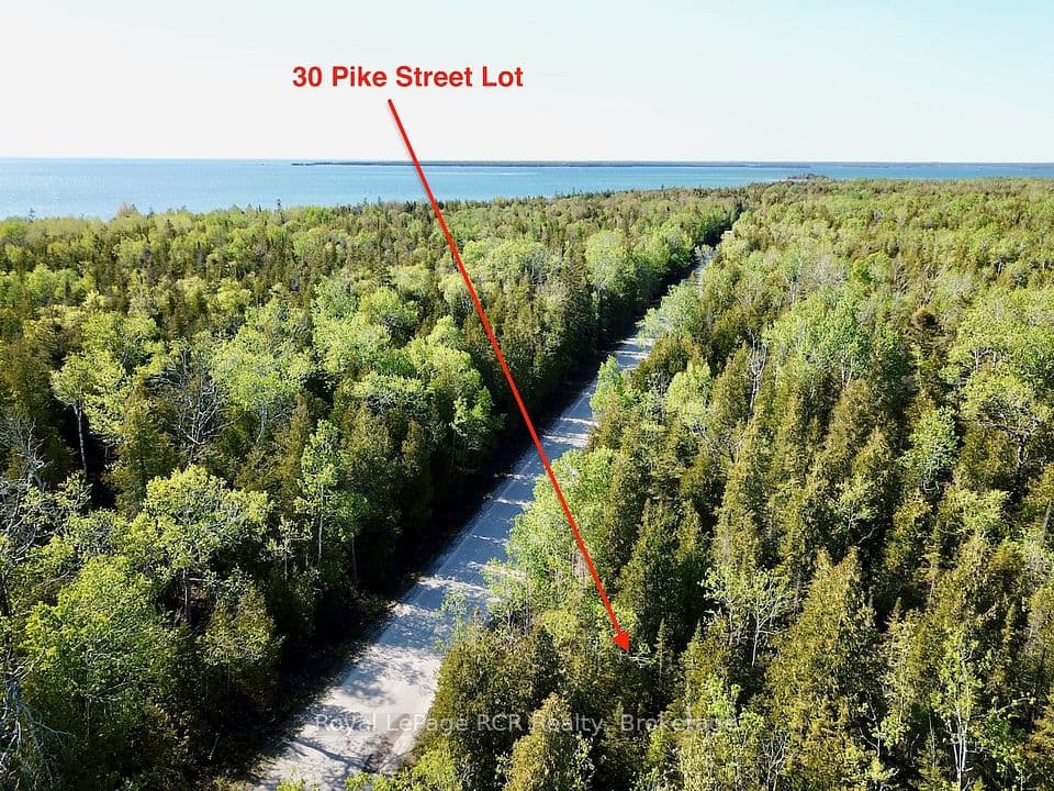 30 Pike Street, Northern Bruce Peninsula, ON N0H 1W0 – main photo