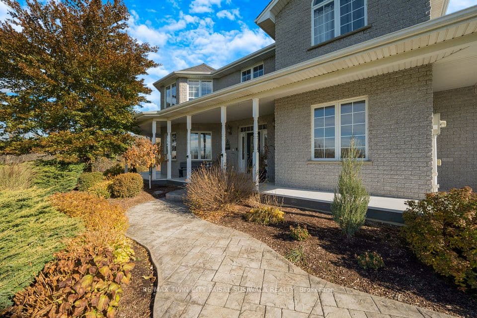 1295 Sheffield Road, North Dumfries, ON N1R 5S2 – photo 3