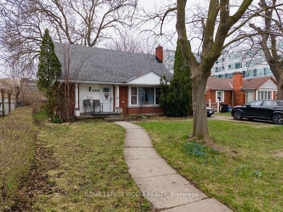 289 Albert Street, Waterloo, ON N2L 3T9 – main photo