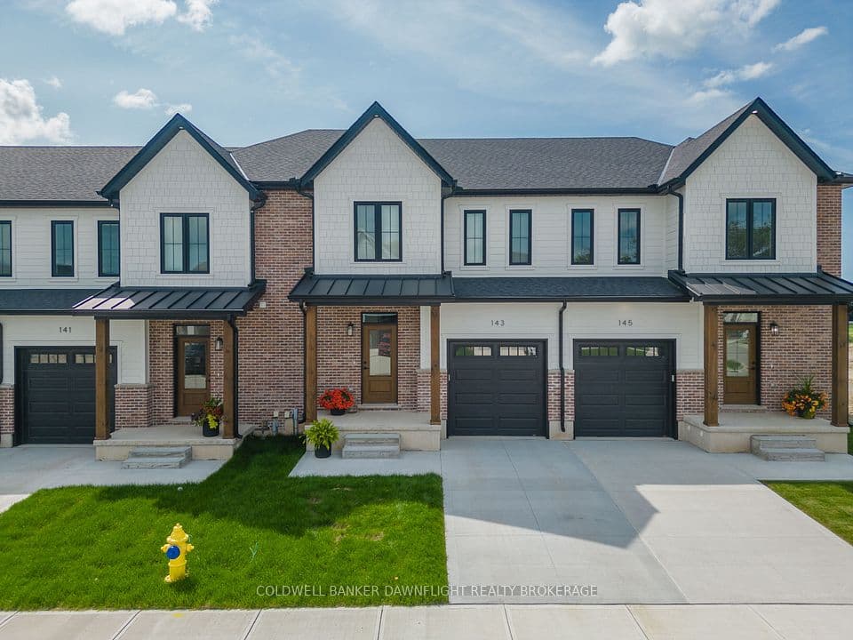 147 Scotts Drive 19, Lucan Biddulph, ON N0M 2J0 – main photo