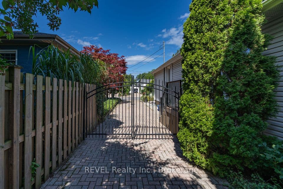 522 Mississagua Road, Niagara-on-the-Lake, ON L0S 1J0 – photo 3