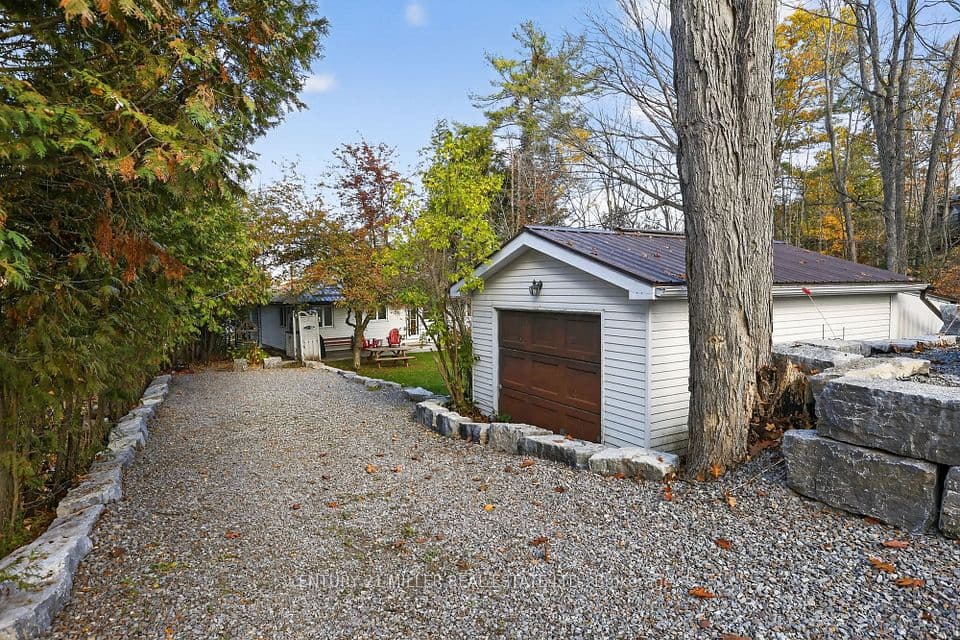 733 Marble Point Road, Marmora and Lake, ON K0K 2M0 – photo 2
