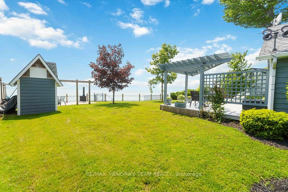 9 Shoreline Trail, Haldimand, ON N1A 2W8 – main photo