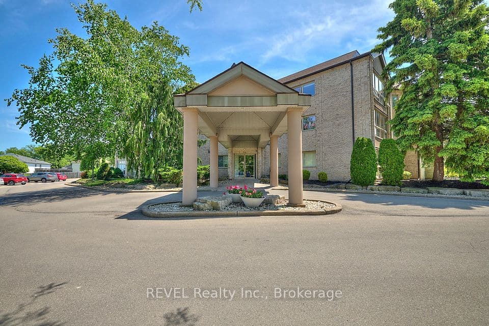3364 Montrose Road 301, Niagara Falls, ON L2H 0J8 – photo 2