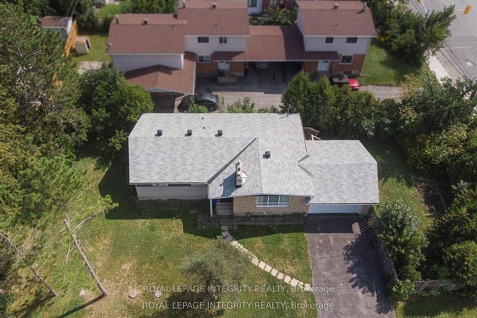 1152 Tawney Road, Elmvale Acres and Area, ON K1G 1B6 – photo 2