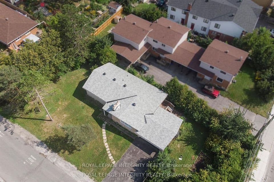 1152 Tawney Road, Elmvale Acres and Area, ON K1G 1B6 – photo 3