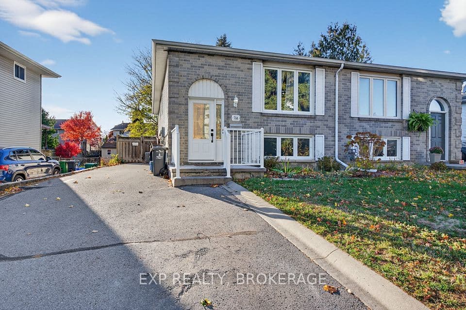 753 RIDLEY Drive, Kingston, ON K7P 2A6 – main photo