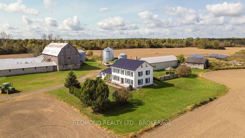 1388 County 2 Road, Leeds and the Thousand Islands, ON K0E 1R0 – main photo