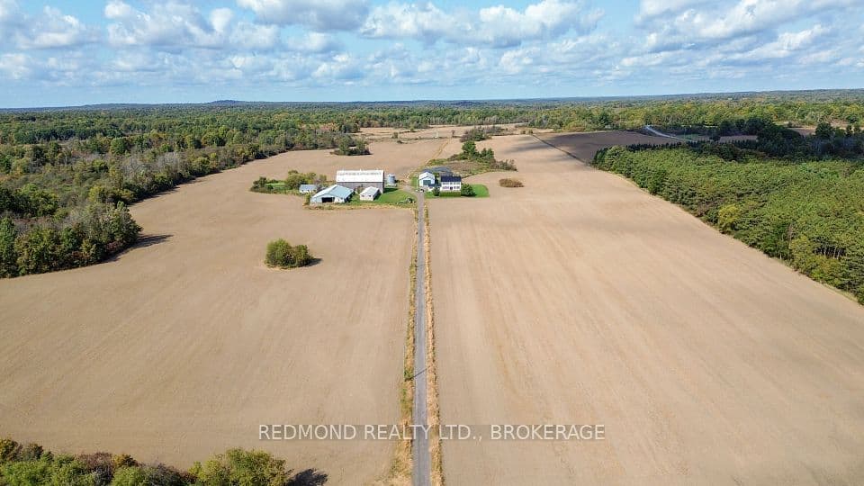 1388 County 2 Road, Leeds and the Thousand Islands, ON K0E 1R0 – photo 3