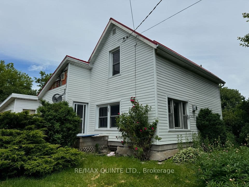 801 Old Highway 2, Quinte West, ON K8V 5P5 – photo 2