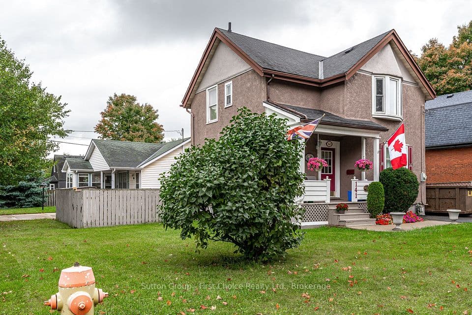141 Perth Street, Stratford, ON N5A 3Y1 – photo 2