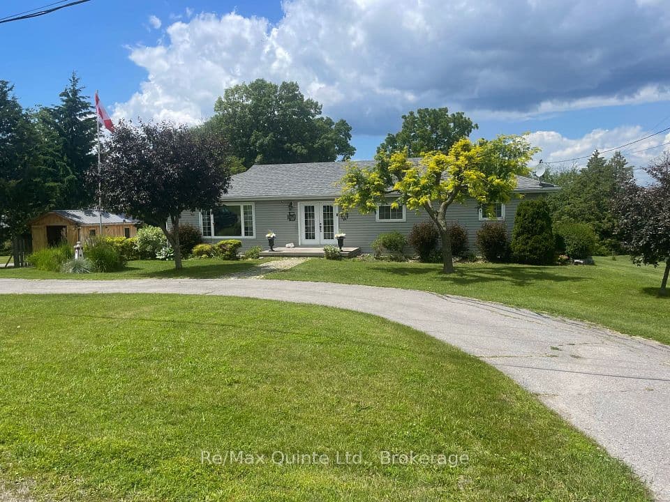 1752 County Road 3, Prince Edward County, ON K0K 1A0 – main photo