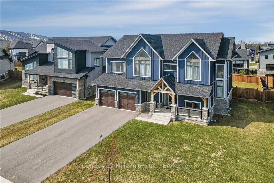 161 Springside Crescent, Blue Mountains, ON L9Y 5L3 – main photo