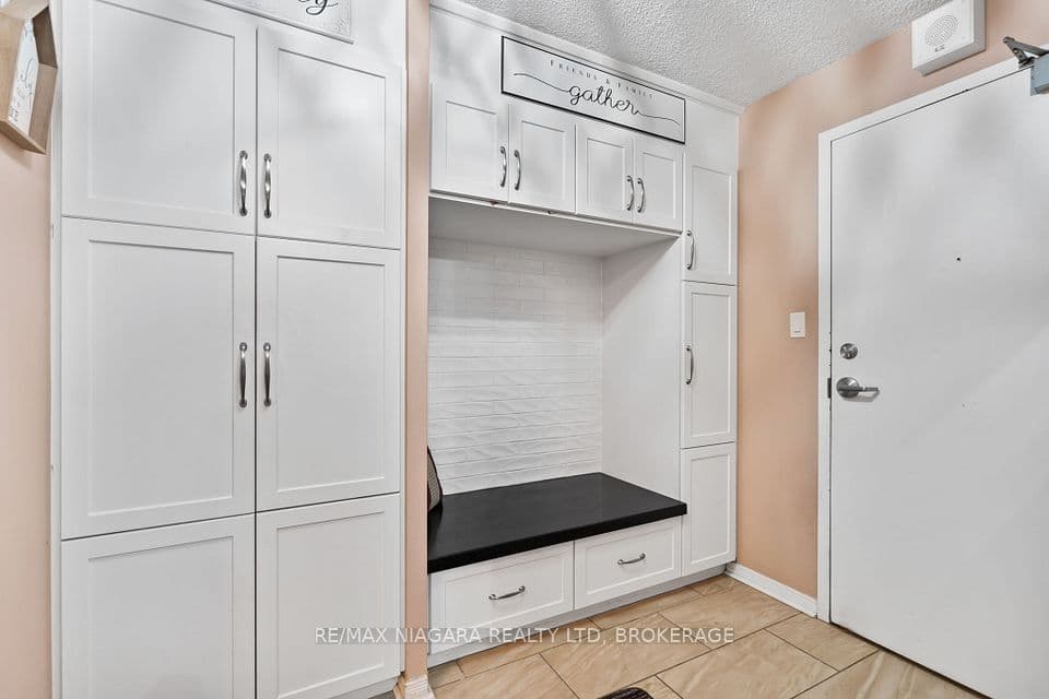 7 Gale Crescent B5, St. Catharines, ON L2R 7M8 – photo 2