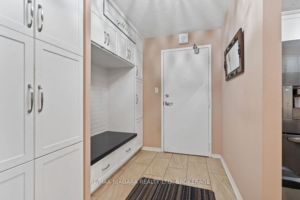 7 Gale Crescent B5, St. Catharines, ON L2R 7M8 – photo 3