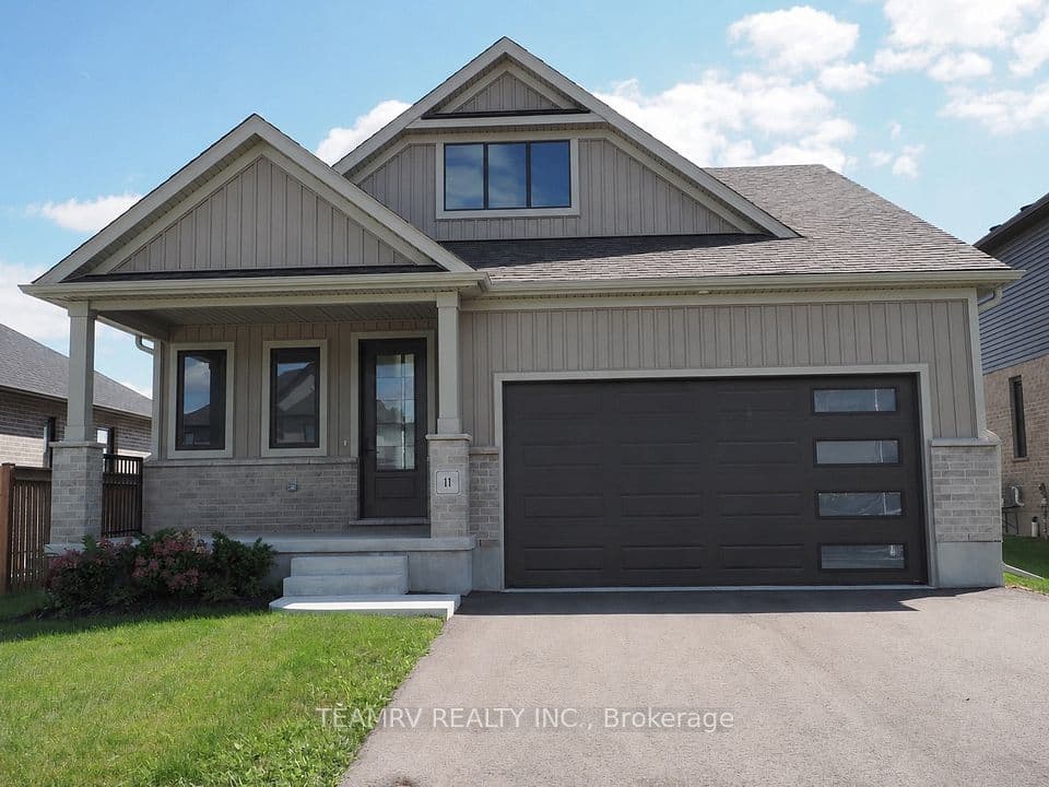 11 Sycamore Drive, Tillsonburg, ON N4G 5S3 – main photo