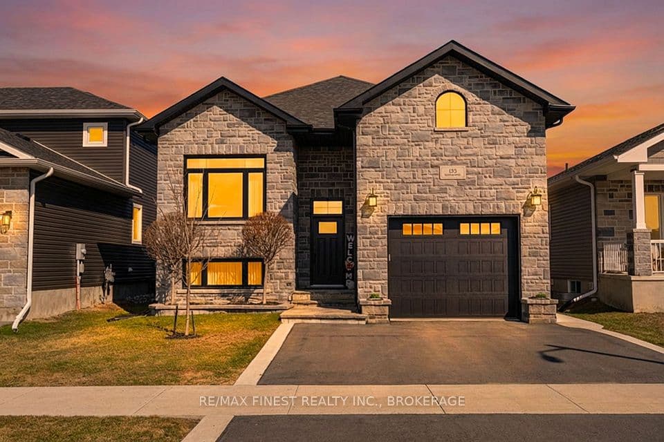 133 Brennan Crescent, Loyalist, ON K0H 2H0 – main photo