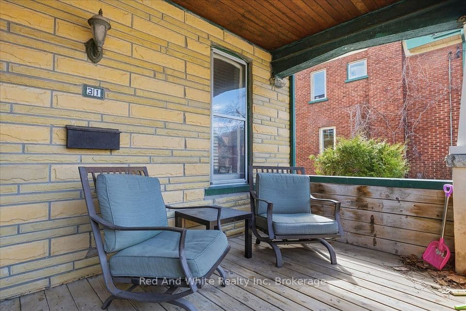 31 Bingeman Street, Kitchener, ON N2H 2R7 – photo 2
