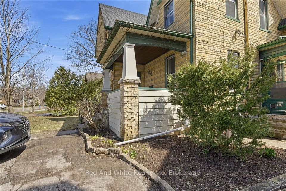 31 Bingeman Street, Kitchener, ON N2H 2R7 – photo 3